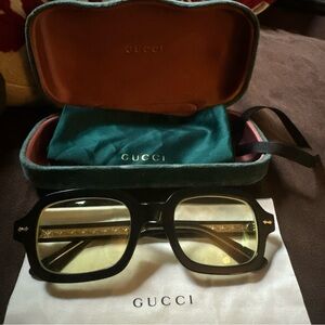 Gucci gg0072s black yellow lens, has prescription lenses, frames authentic Italy
